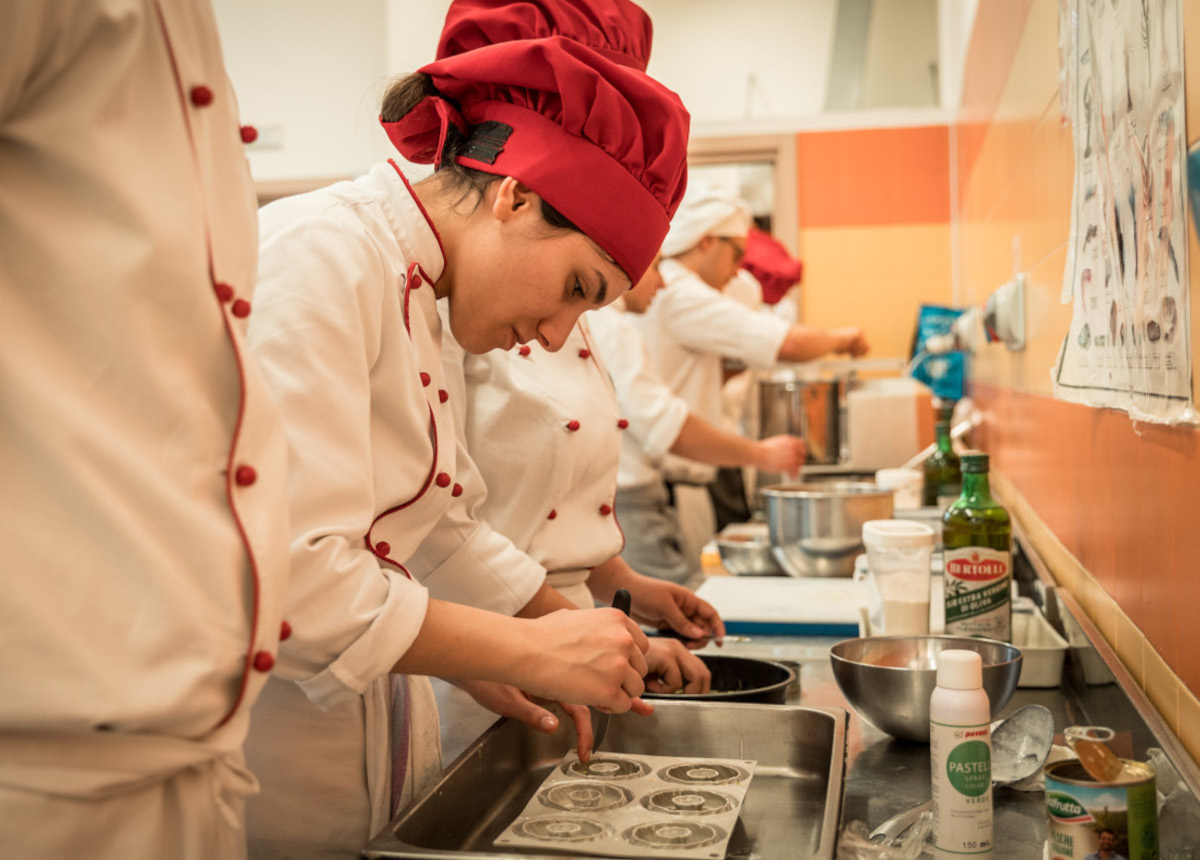 Finito “Cibo e Salute”: studenti ai fornelli per un’alimentazione sana